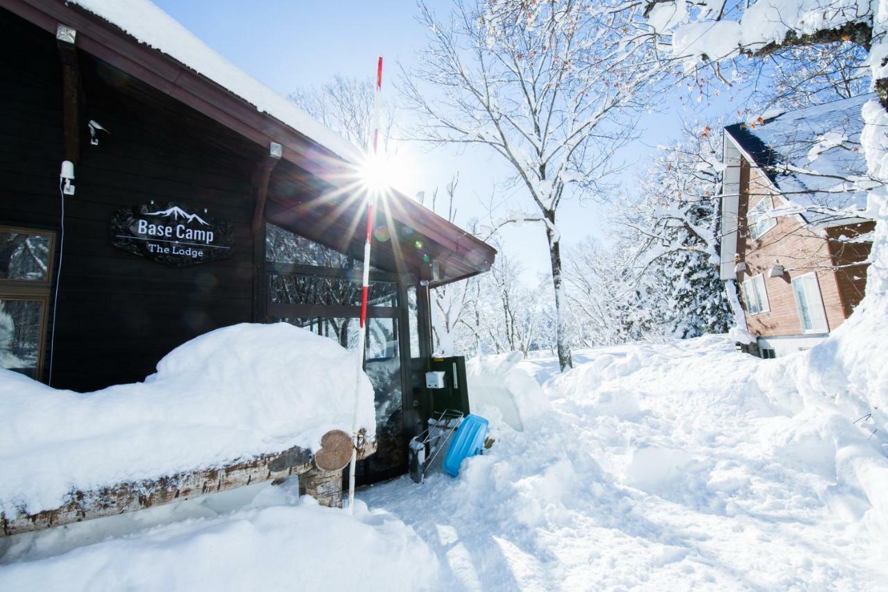 Base Camp The Lodge Myoko Bagian luar foto
